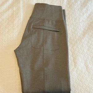 Athleta Herringbone Tan leggings - never worn